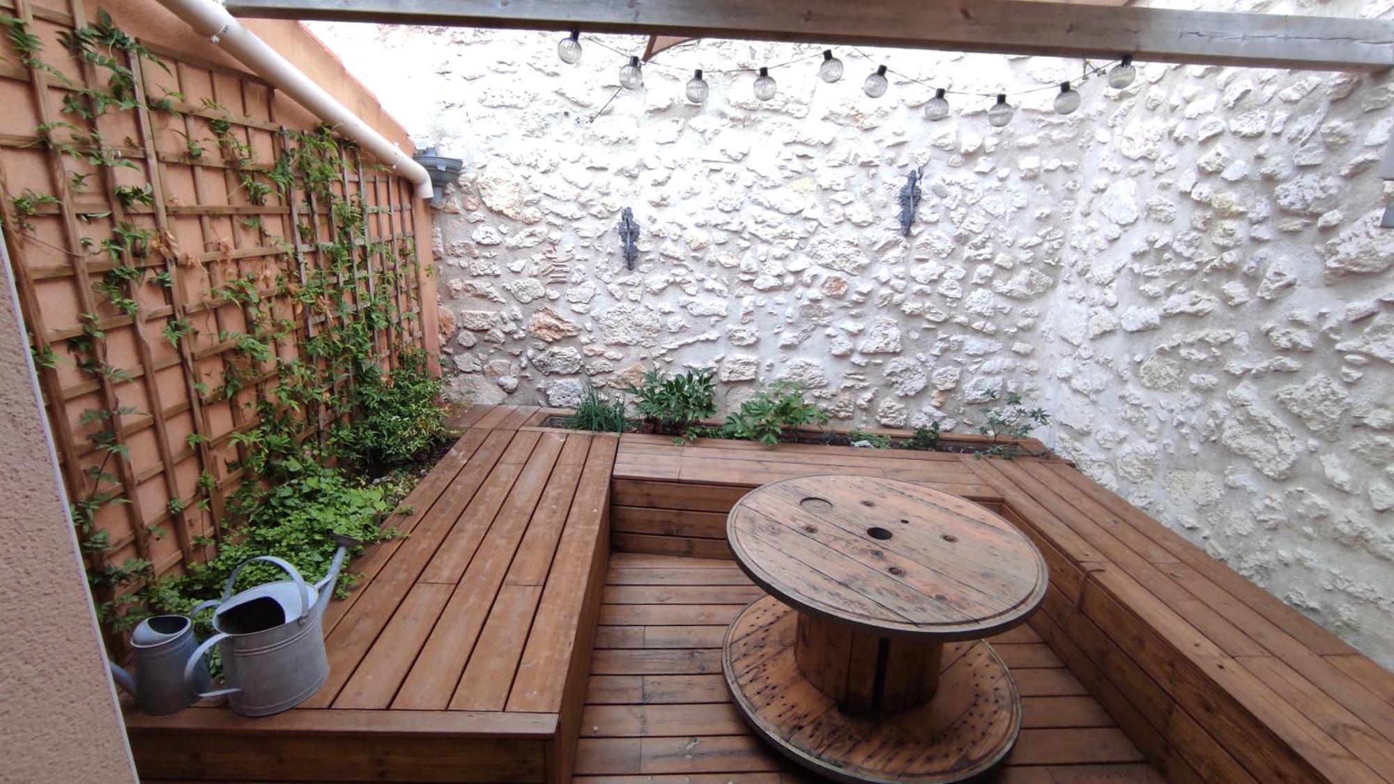 Maison De Village Avec Sa Charmante Petite Cour Interieure Fleury (Aude) Exterior foto
